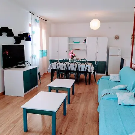 Rafael Con Piscina, Iun P4098 Villa
